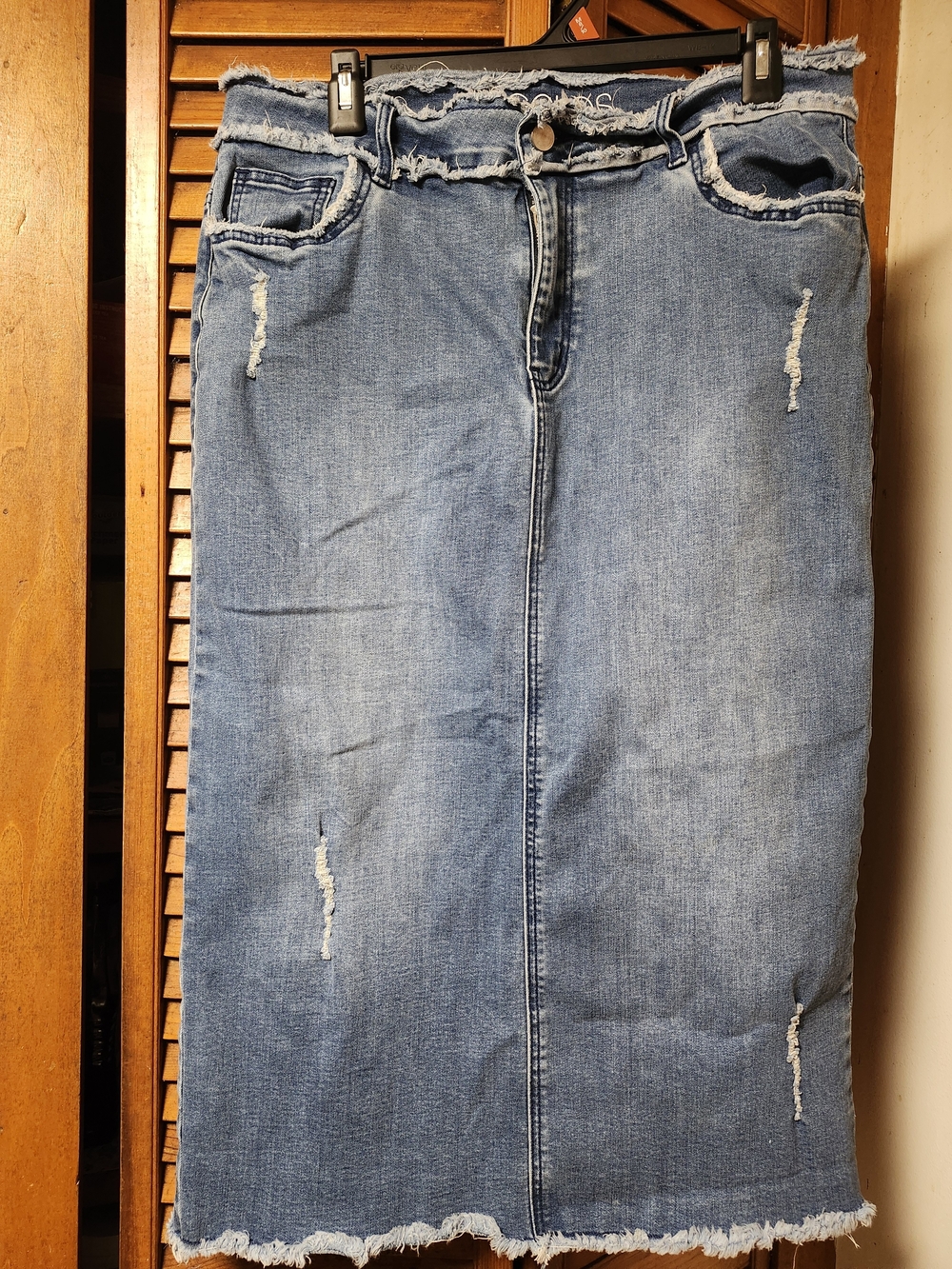 Frayed Hem Light Blue Denim Midi Skirt